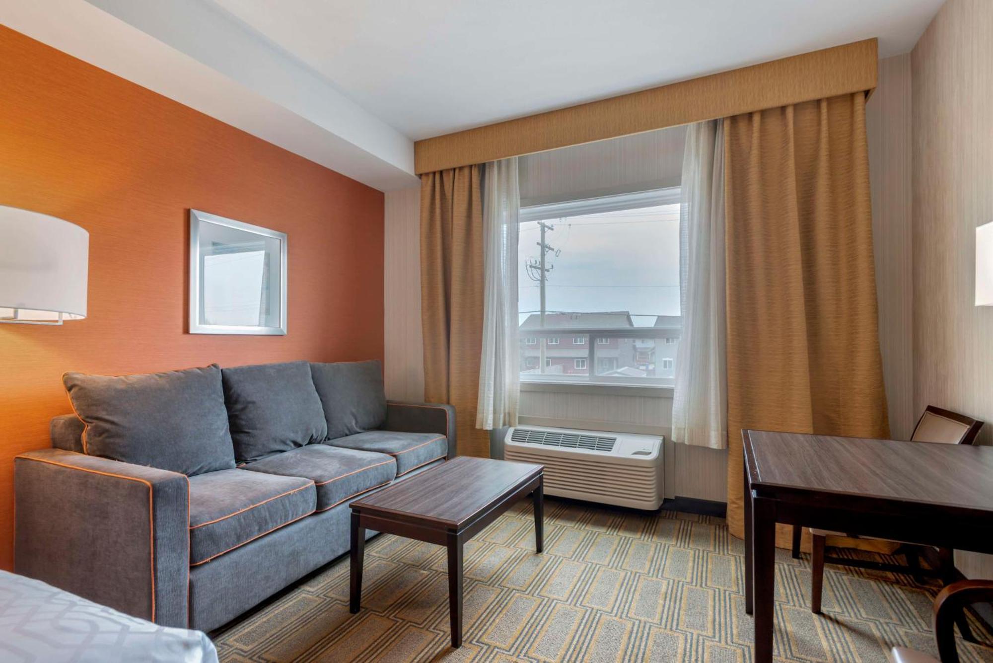 Best Western Plus Chateau Fort St. John Exterior foto