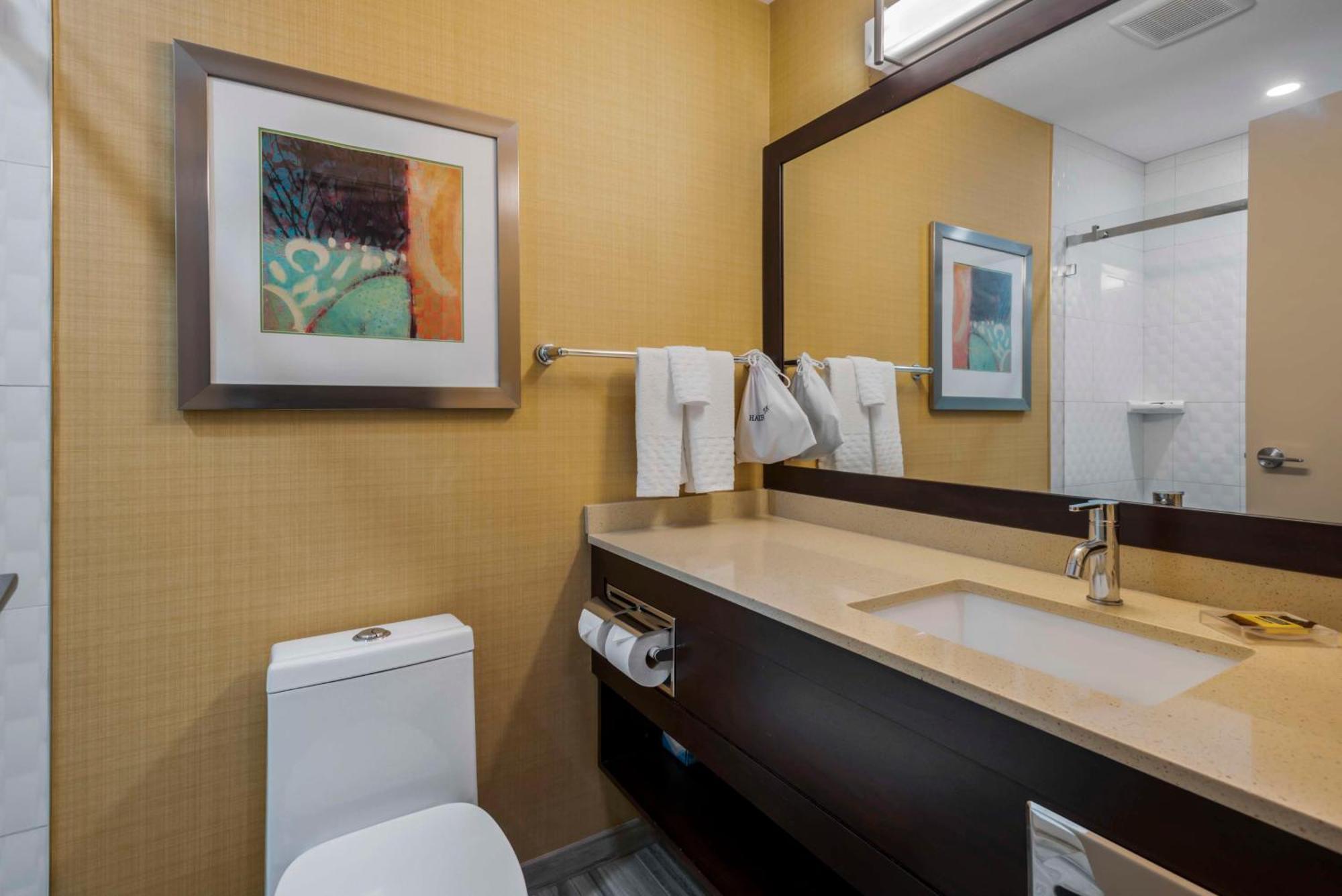 Best Western Plus Chateau Fort St. John Exterior foto