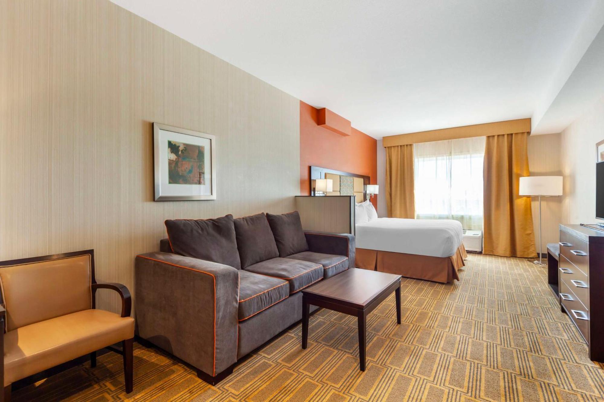 Best Western Plus Chateau Fort St. John Exterior foto
