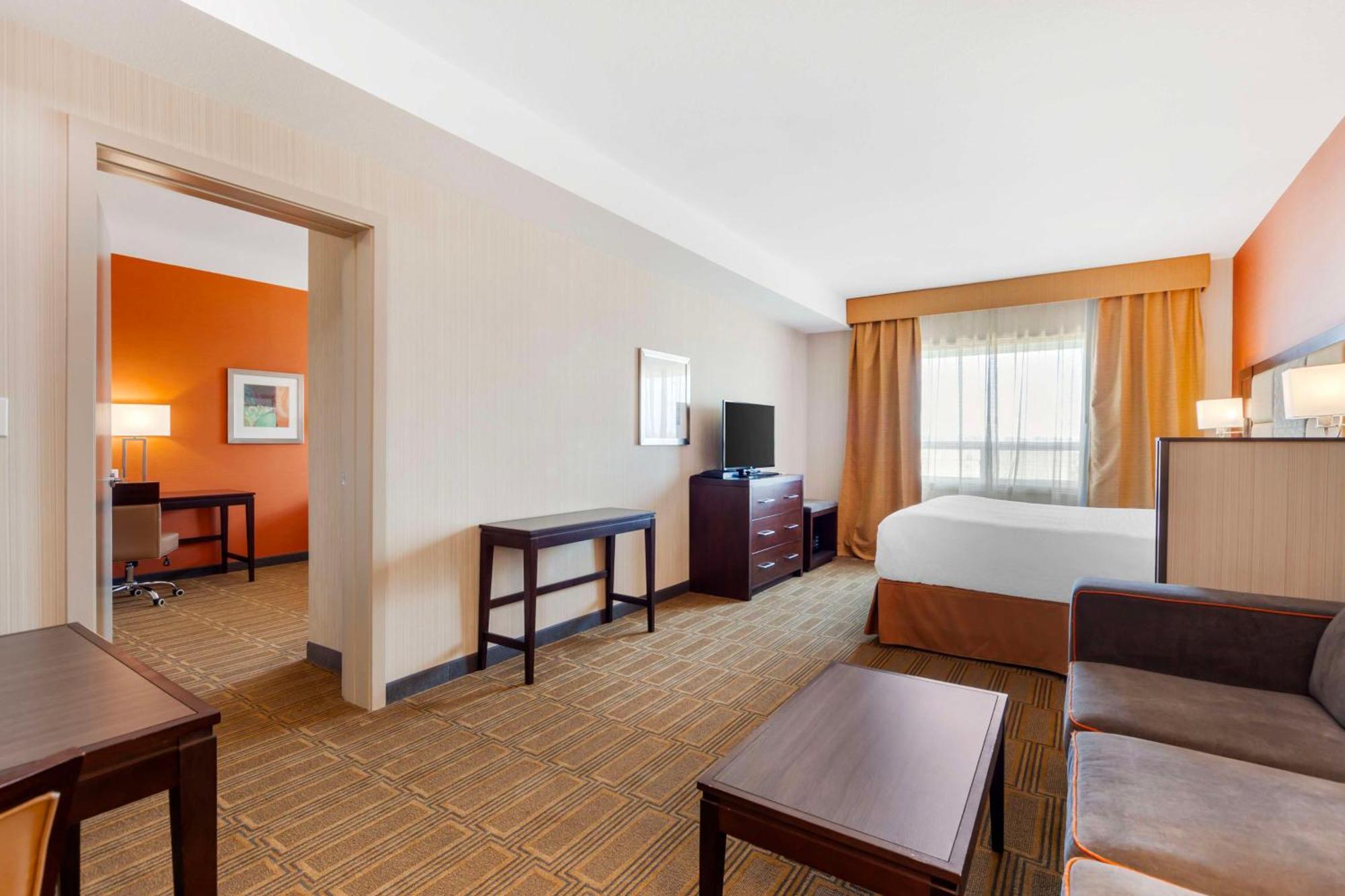 Best Western Plus Chateau Fort St. John Exterior foto