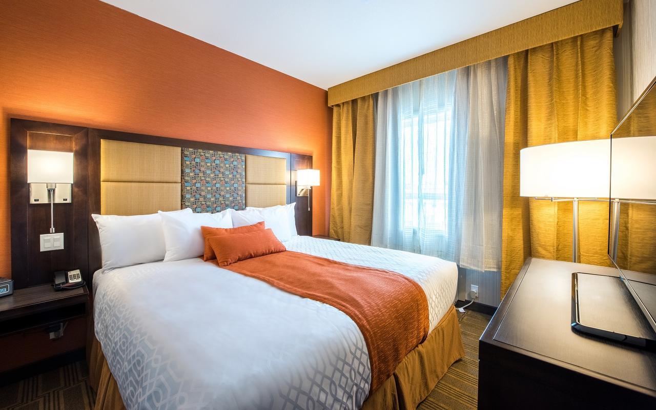 Best Western Plus Chateau Fort St. John Exterior foto